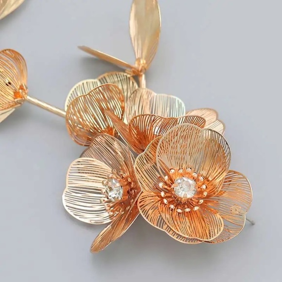 Zara Kate Middleton cascading floral earrings - Picture 8 of 8